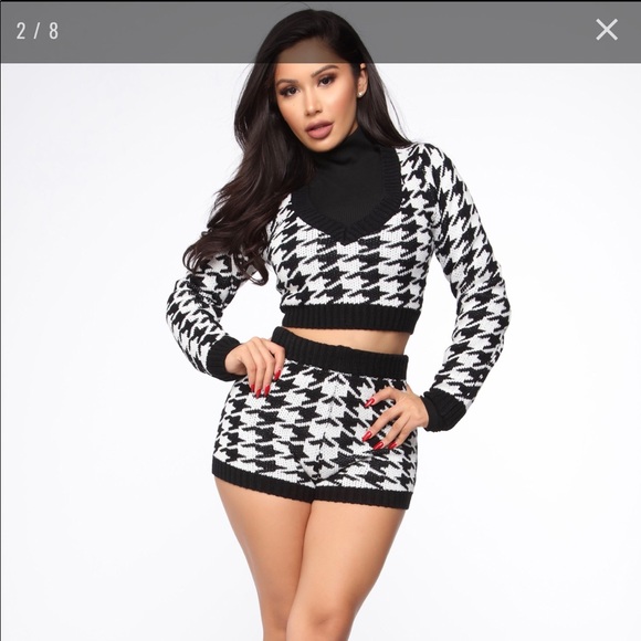 Super cute comfy two piece😍 - Picture 1 of 2